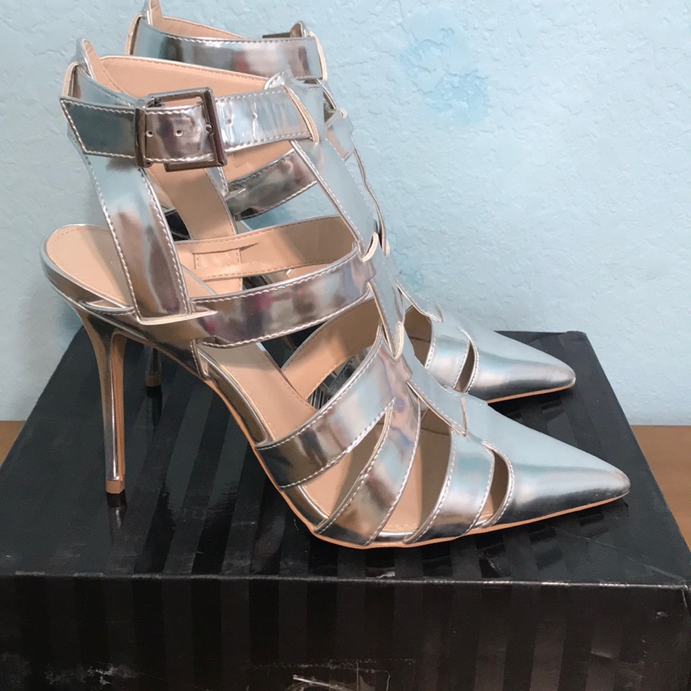 Victoria’s Secret strappy leather silver pump